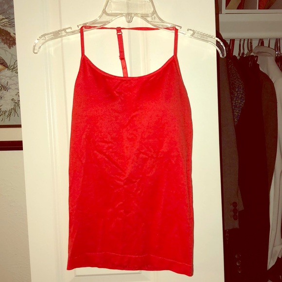 Fabletics Tops - Fabletics Workout Tank!!